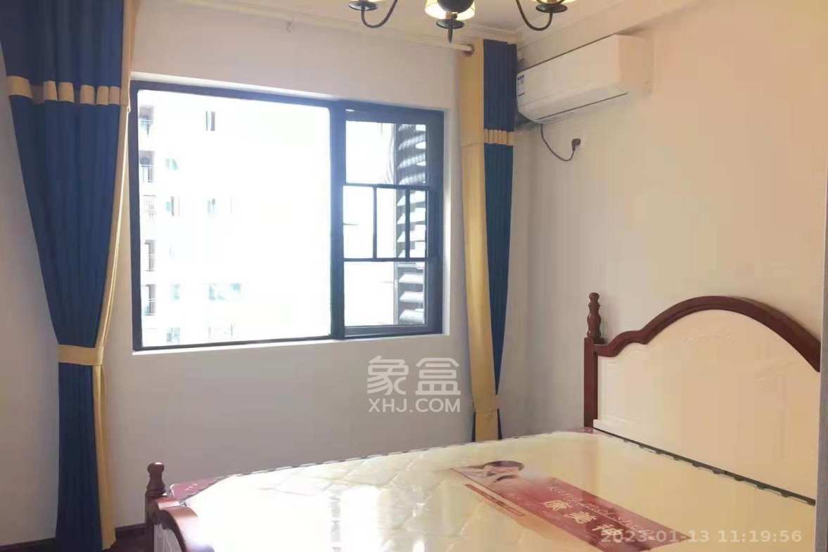 星湖湾二期高层  3室2厅1卫    2300.0元/月室内图