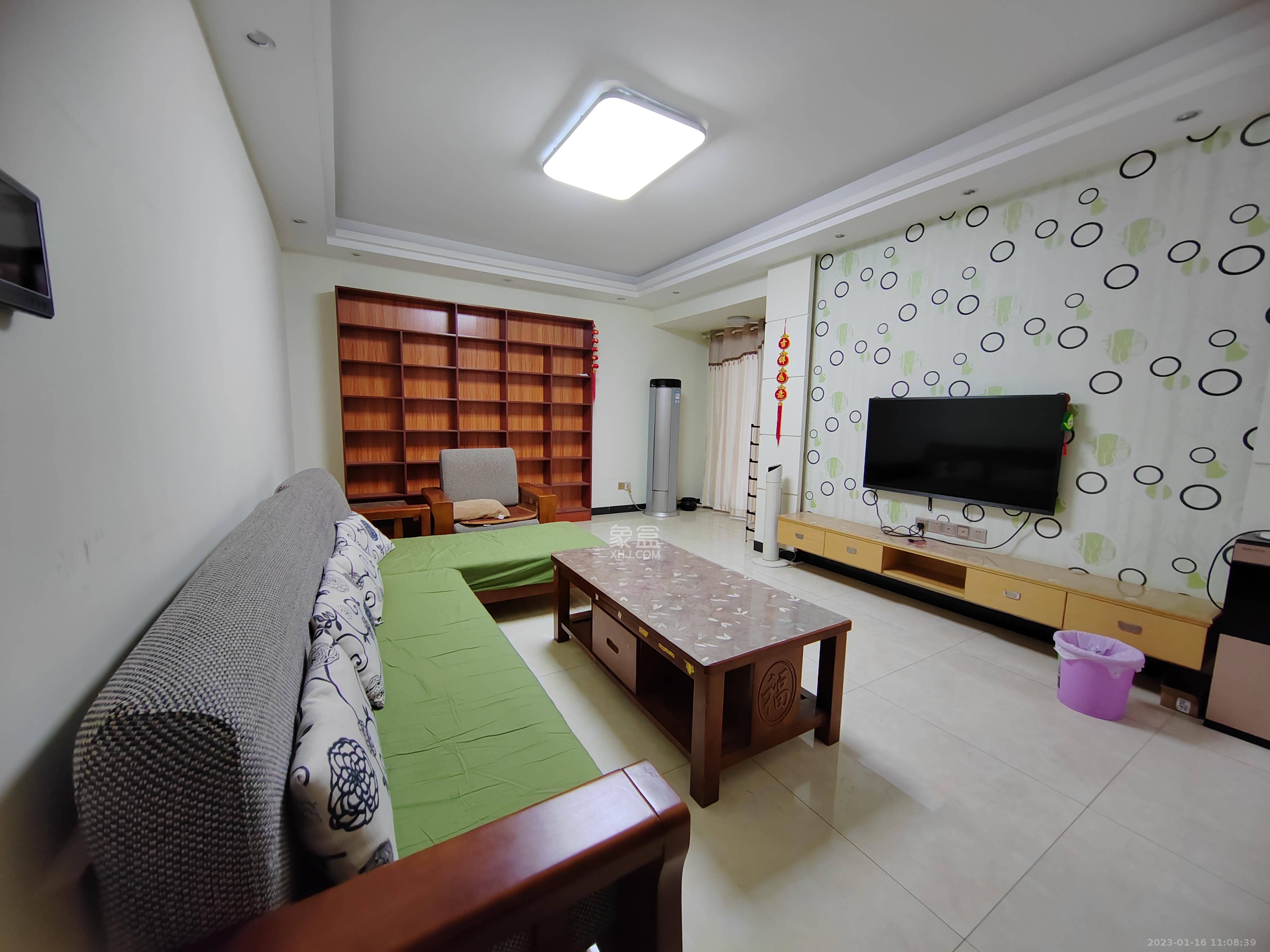 南山苏迪亚诺 3室2厅1卫 2000.0元/月