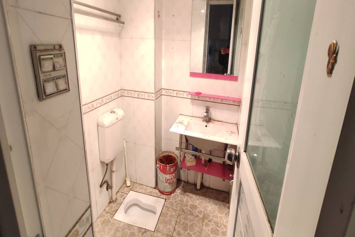 东方豪苑 2室1厅1卫 1200.00元/月 东方豪苑 2室1厅1卫 1200.00元/月室内图