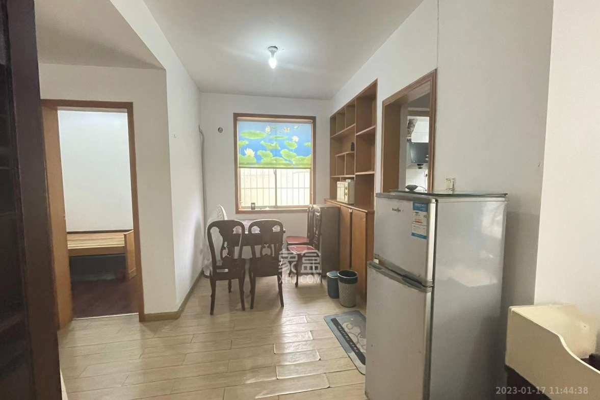 新星小区  3室2厅1卫    1800.0元/月室内图