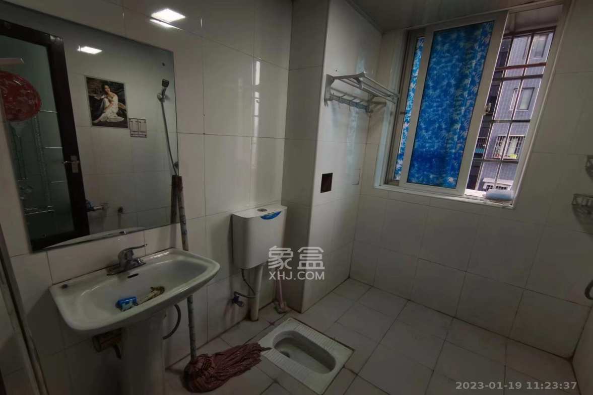 双盈卧龙湾  2室2厅1卫    1600.0元/月室内图