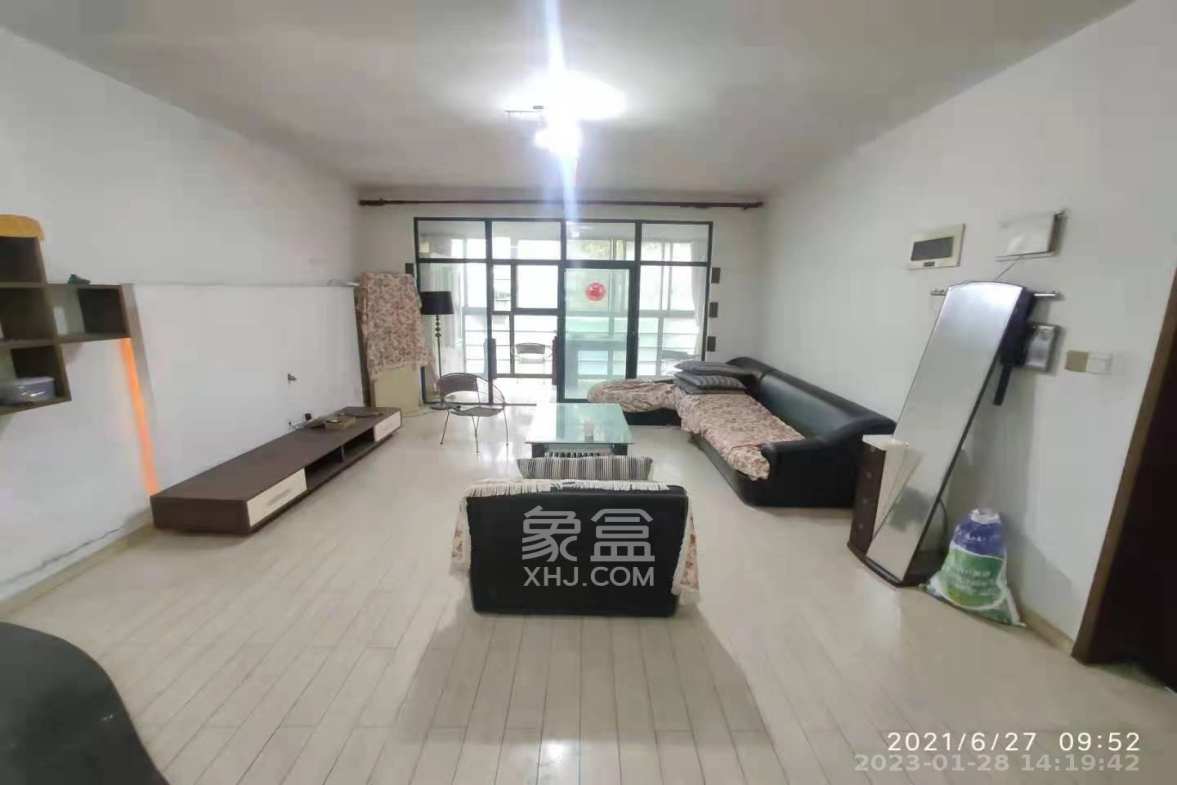 通泰梅岭苑  4室2厅2卫    4200.0元/月室内图