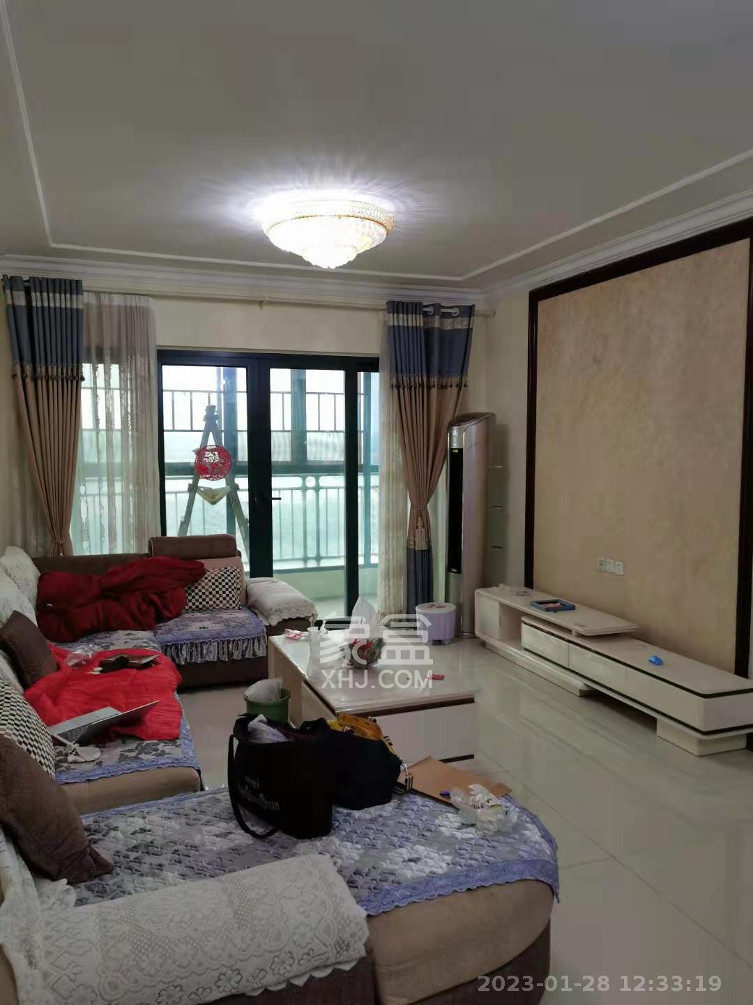 恒大名都  3室2厅1卫   2200.00元/月