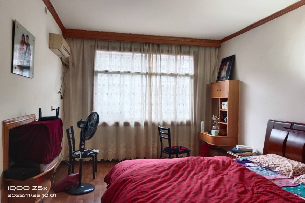 高溪花园  2室2厅1卫    39.8万卧室