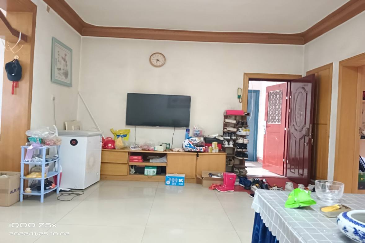 高溪花园  2室2厅1卫    39.8万客厅