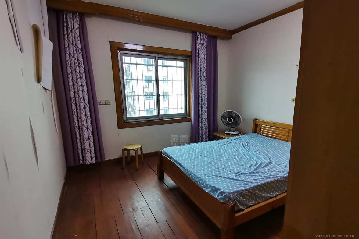 保利建南花园（保利小区）  4室2厅2卫   1200.00元/月小区图