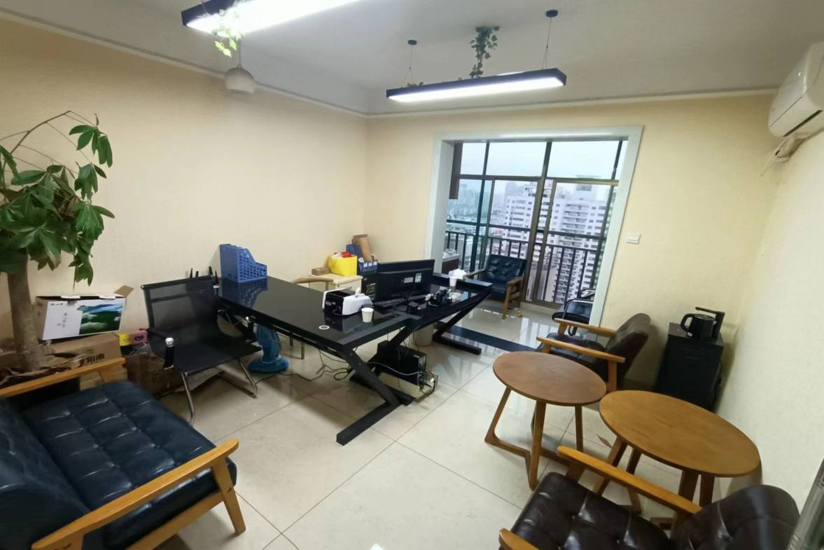 汇景花园  5室2厅2卫   5000.00元/月室内图