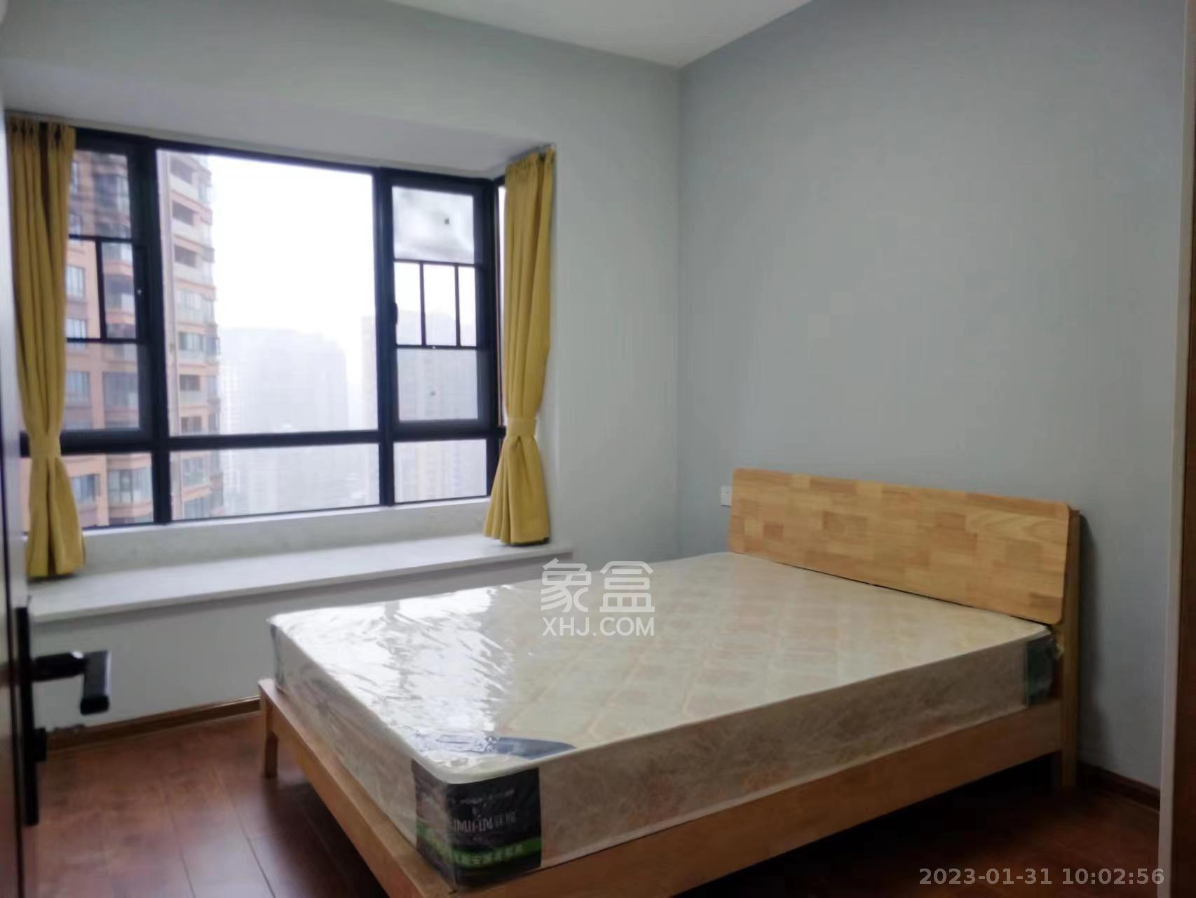 荣悦台 3室2厅2卫 4500.0元/月