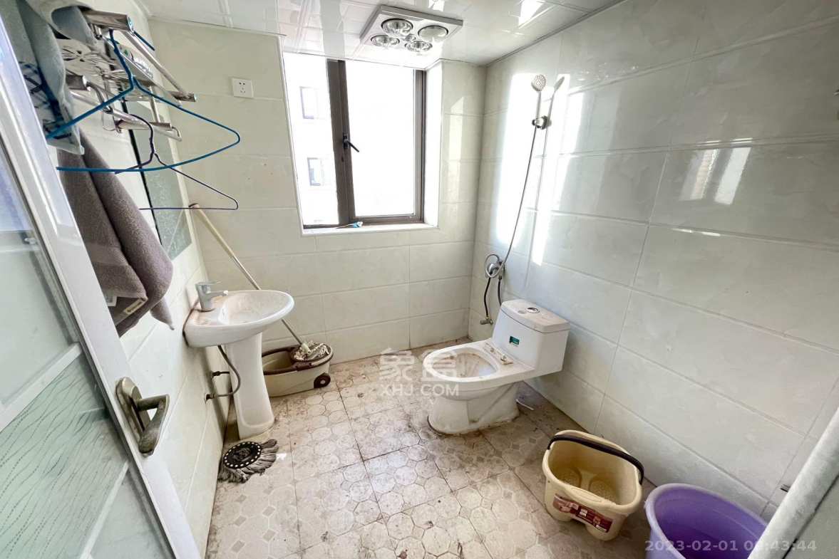 龙骧佳苑  4室2厅2卫    2800.0元/月室内图