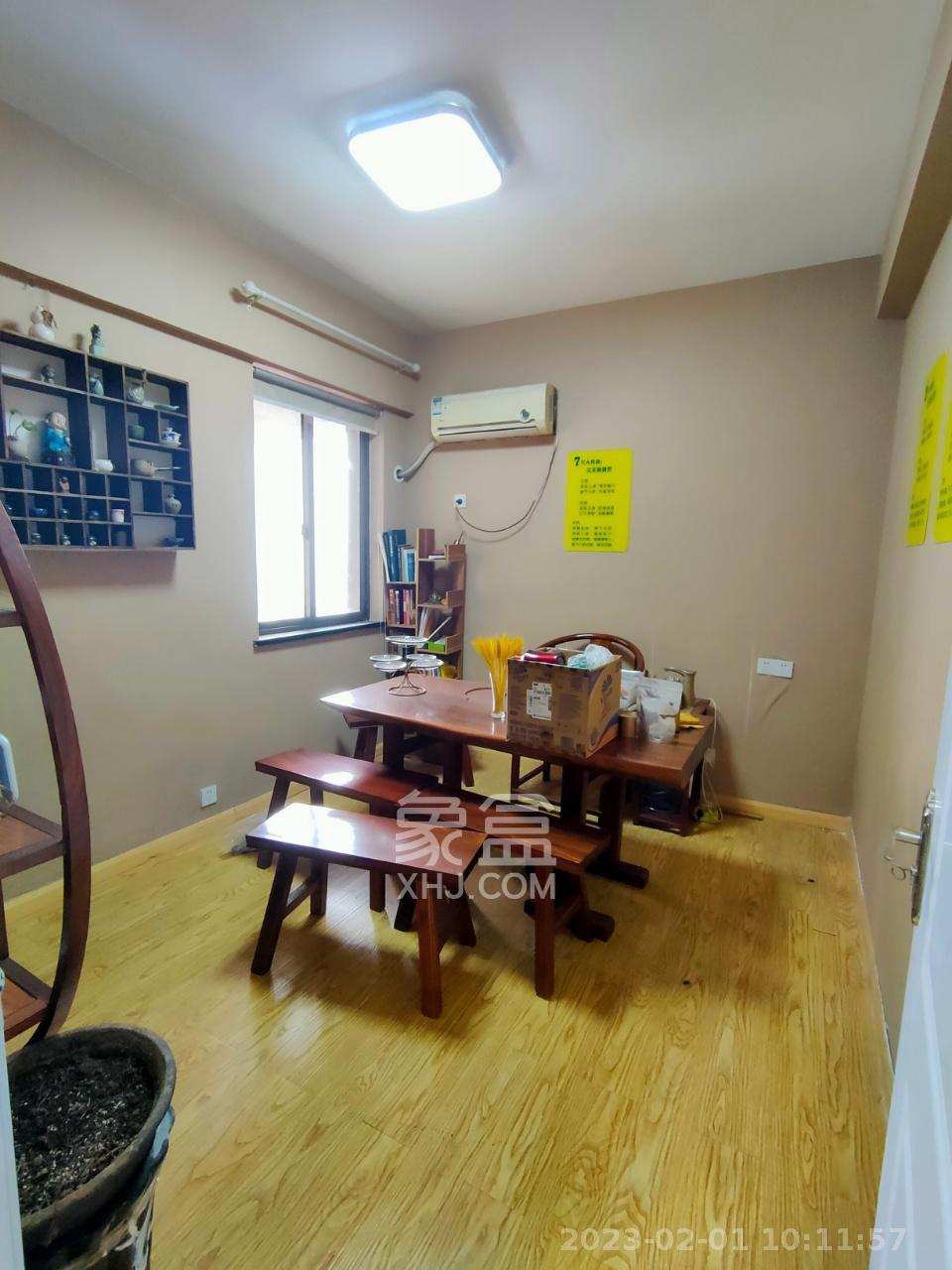 长宝1667 3室2厅2卫 5300.0元/月 长宝1667 3室2厅2卫 5300.0元/月室内图