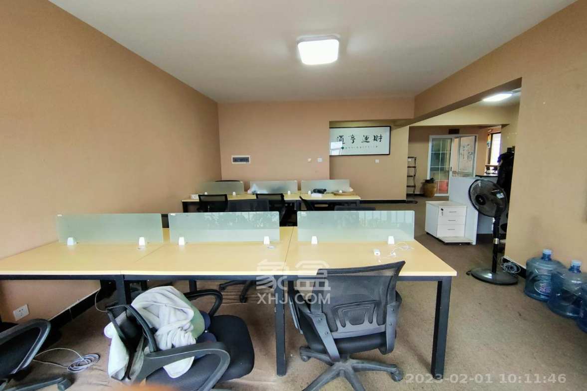 长宝1667 3室2厅2卫 5300.0元/月 长宝1667 3室2厅2卫 5300.0元/月室内图