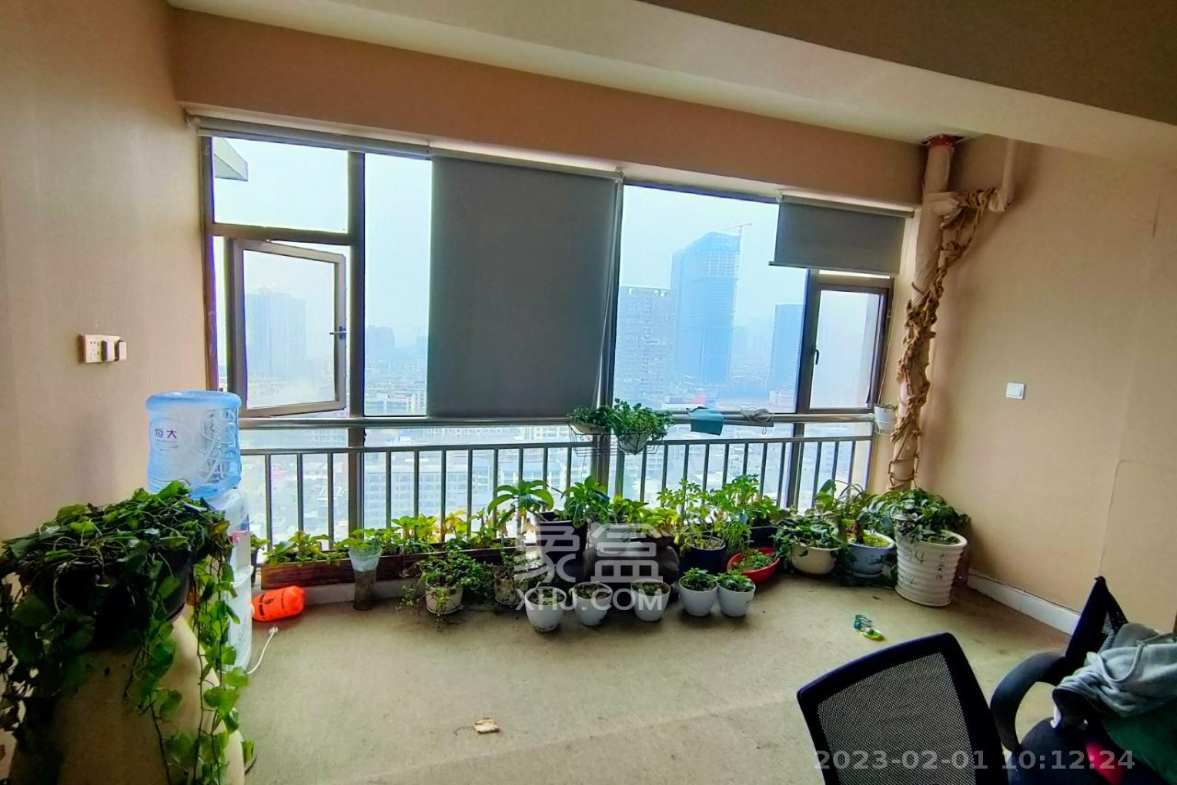 长宝1667 3室2厅2卫 5300.0元/月 长宝1667 3室2厅2卫 5300.0元/月室内图