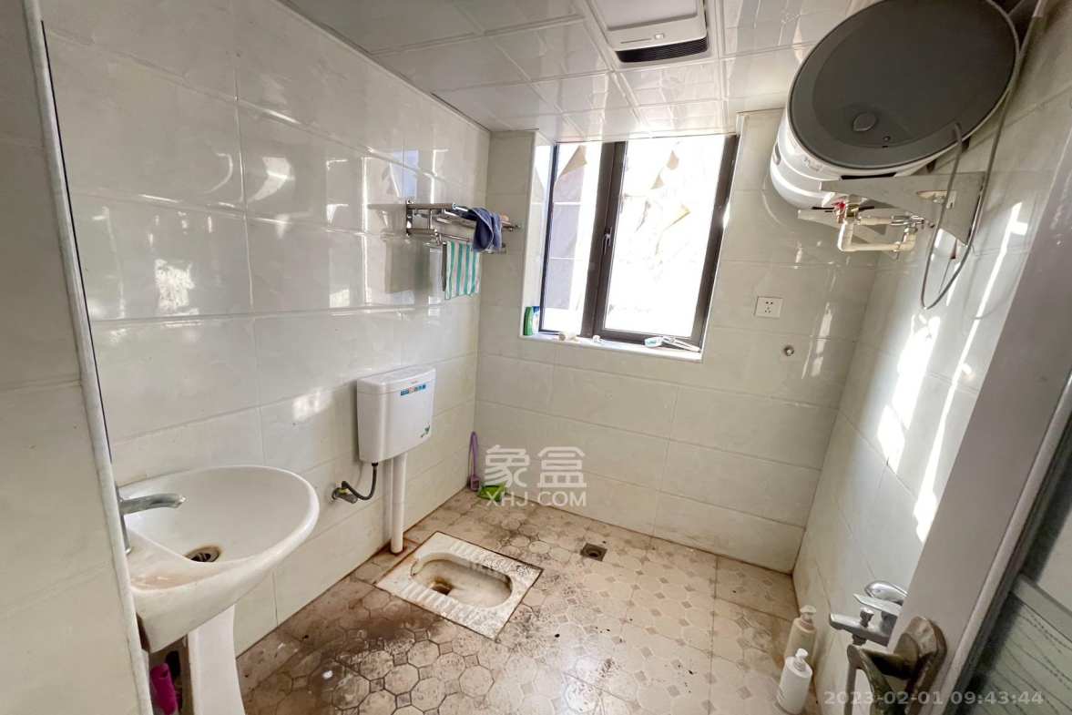 龙骧佳苑  4室2厅2卫    2800.0元/月室内图