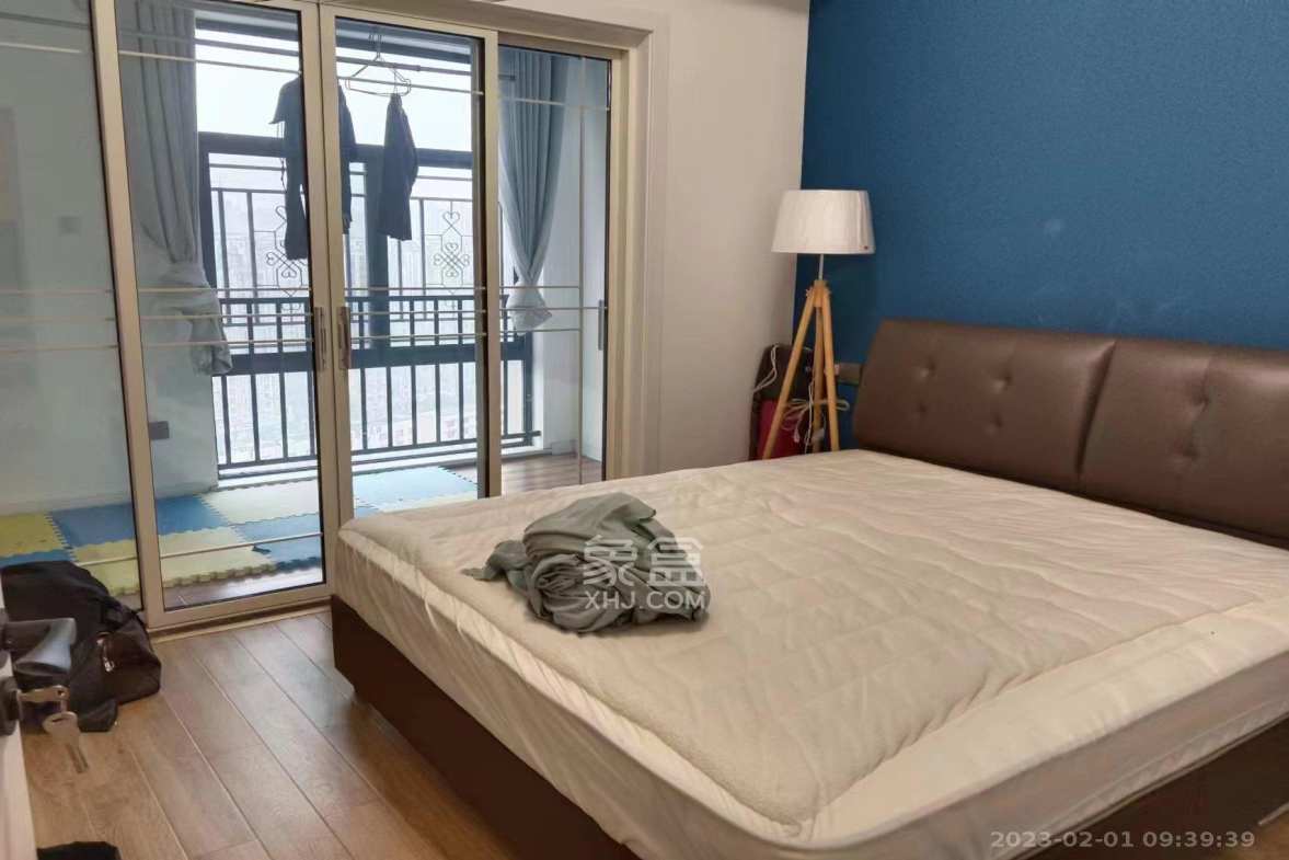 江南华府  2室1厅1卫    2800.0元/月室内图