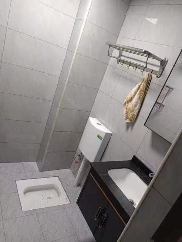金河湾1881  1室1厅1卫   1500.00元/月室内图