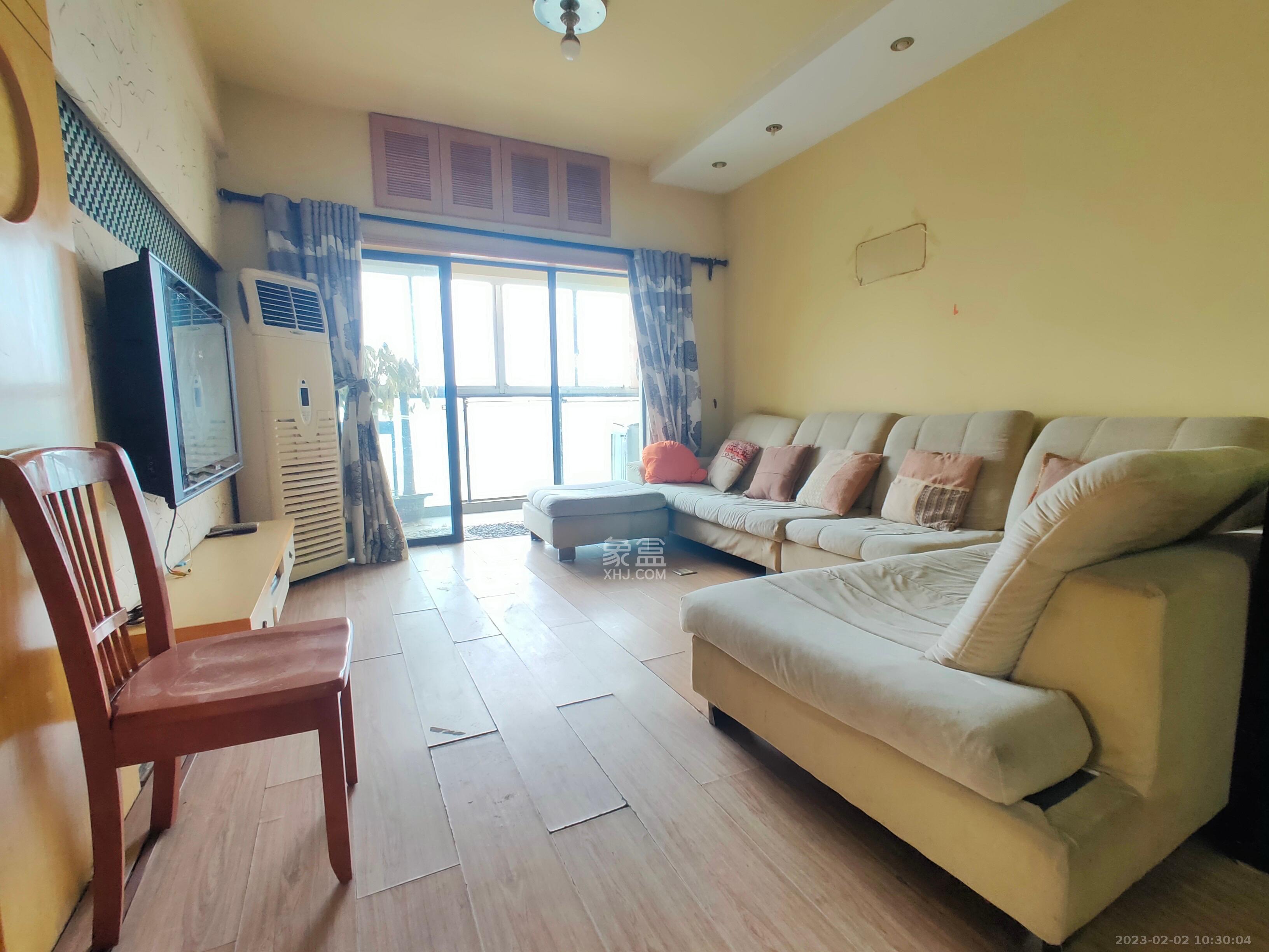 如果爱 3室2厅2卫 1800.0元/月