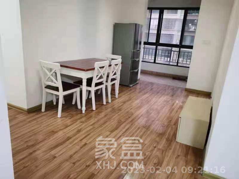 财富名园  3室2厅2卫    2800.0元/月室内图
