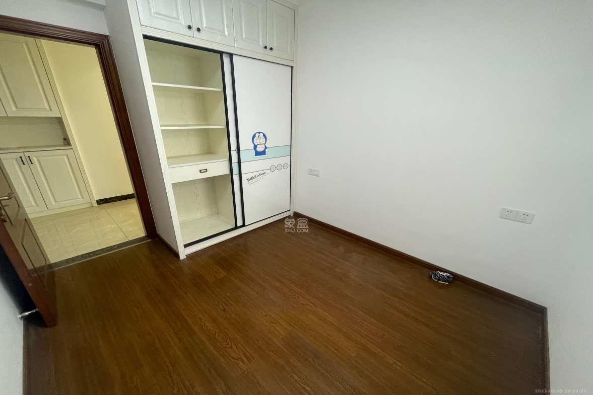 中交中央公园D4区  3室1厅1卫    2600.0元/月室内图