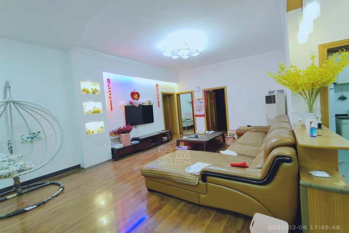 余家冲  4室2厅1卫   2200.00元/月室内图