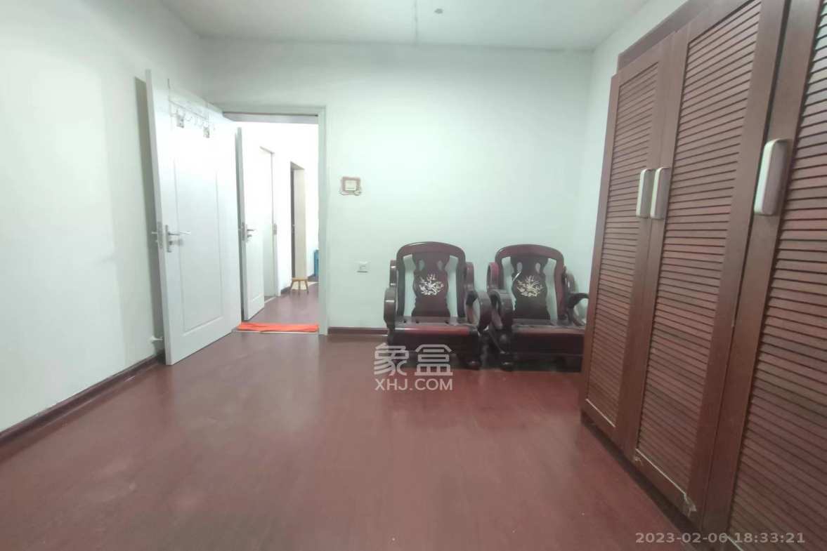 红花坡社区  2室1厅1卫    1600.0元/月室内图