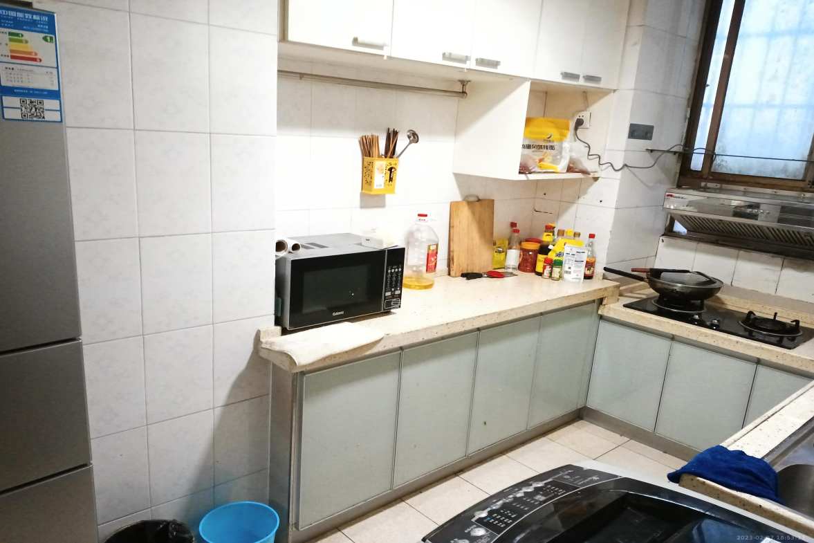 凤凰大厦 3室2厅2卫 3800.0元/月 凤凰大厦 3室2厅2卫 3800.0元/月室内图