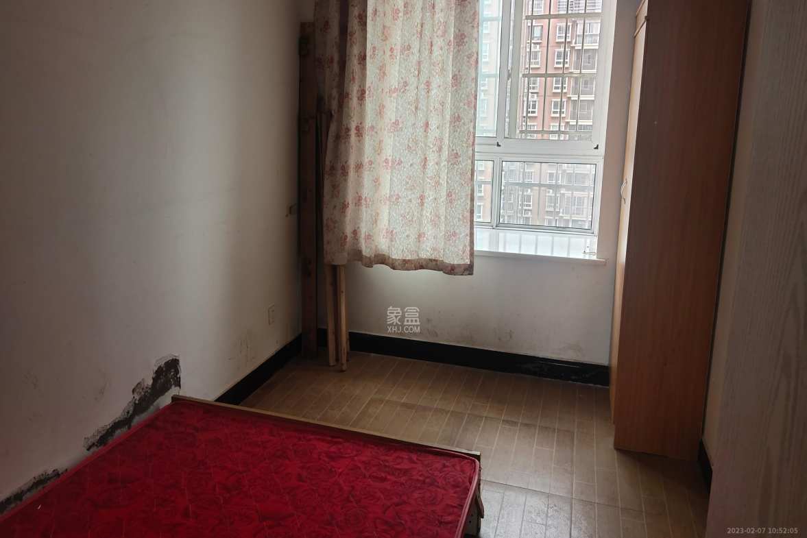 凯富漫城  3室2厅2卫   1600.00元/月室内图