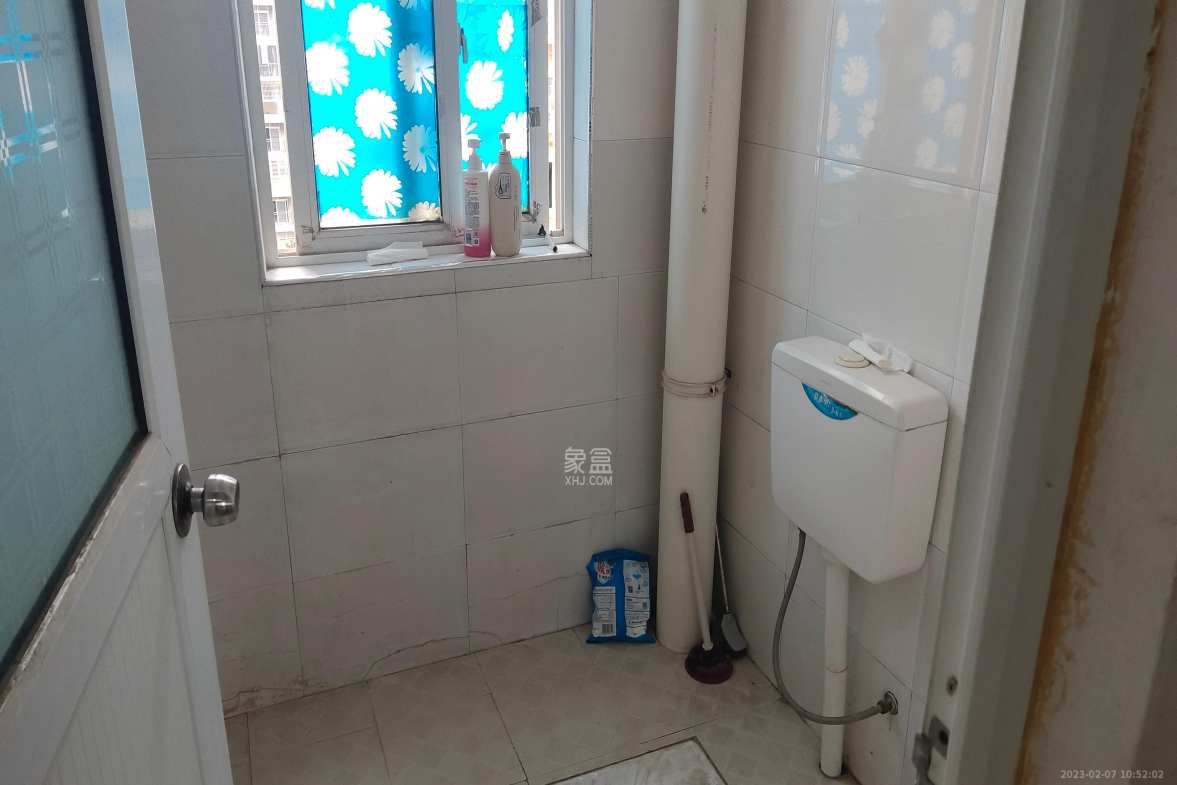 凯富漫城  3室2厅2卫   1600.00元/月室内图