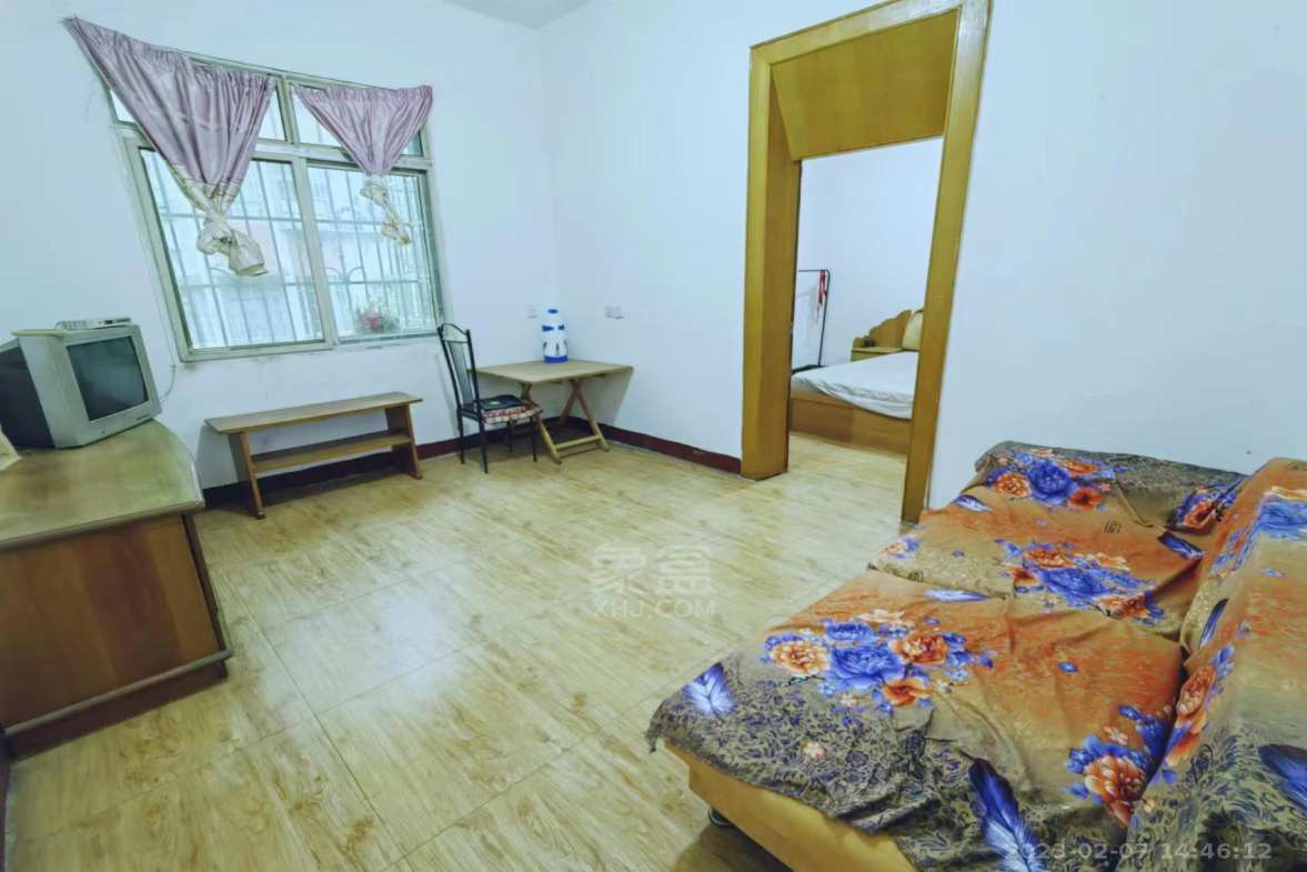 桂花路散盘  1室1厅1卫   700.00元/月室内图