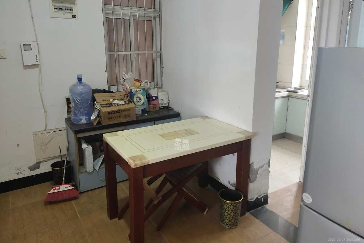 凯富漫城  3室2厅2卫   1600.00元/月室内图