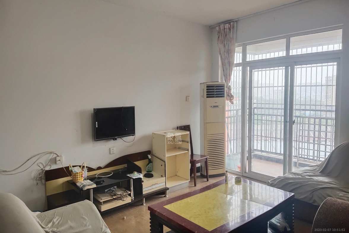 凯富漫城  3室2厅2卫   1600.00元/月室内图1