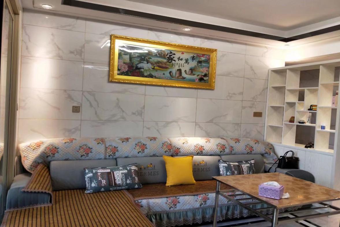 百弘学府城  3室2厅2卫    1680.0元/月室内图