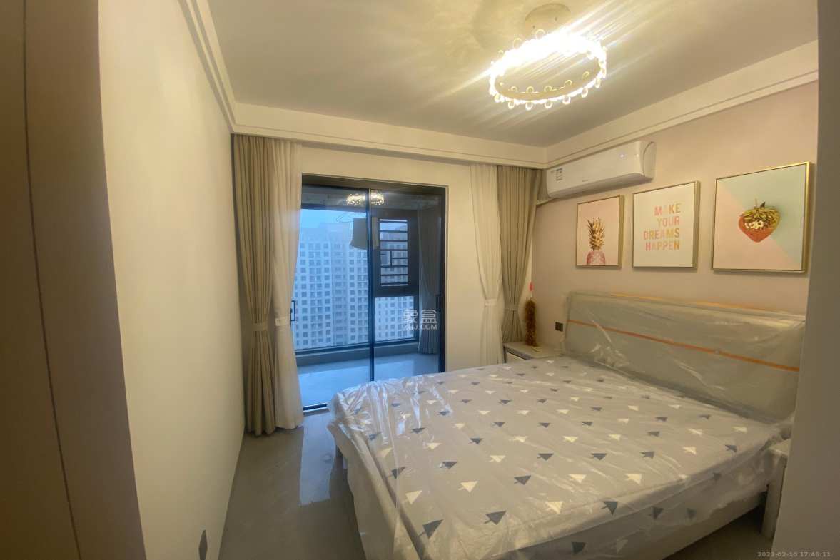 旭辉美的东樾城  4室2厅2卫    3500.0元/月室内图