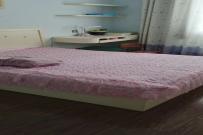 弘星大厦  3室2厅2卫    2000.0元/月