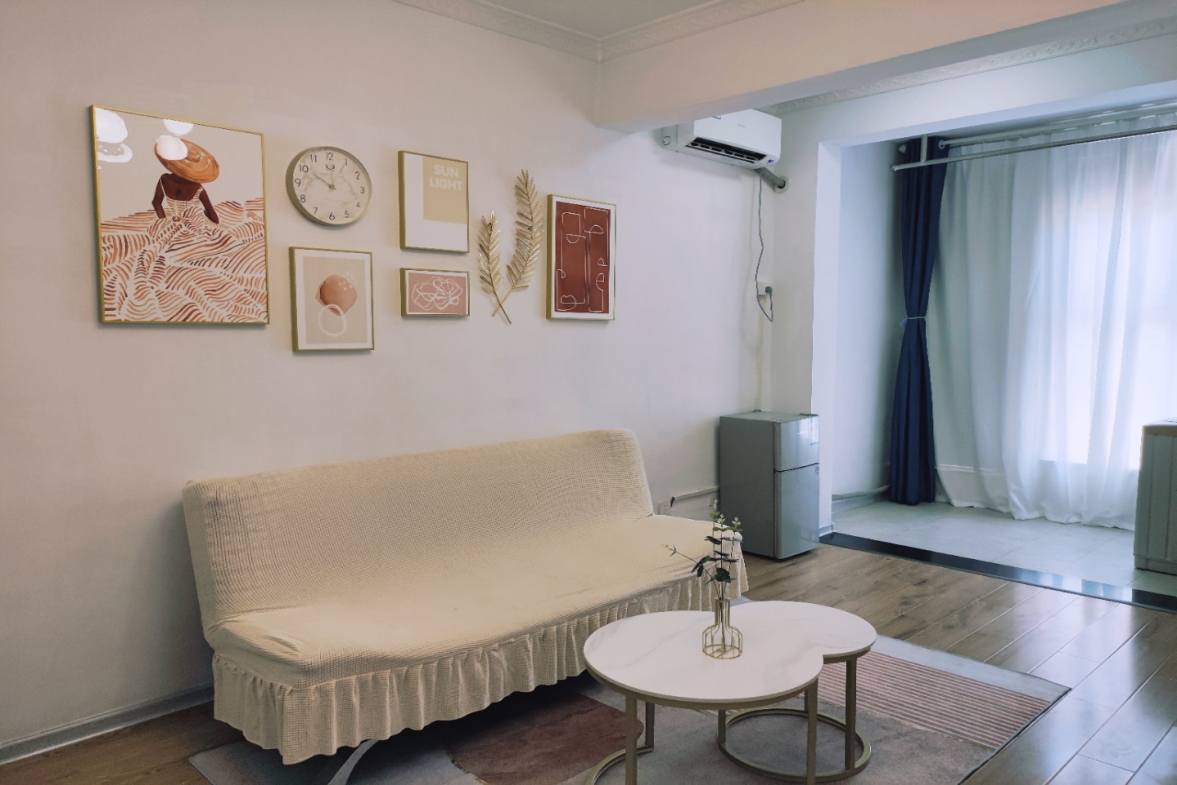 经泽新街坊 1室1厅1卫 1500.00元/月 经泽新街坊 1室1厅1卫 1500.00元/月室内图