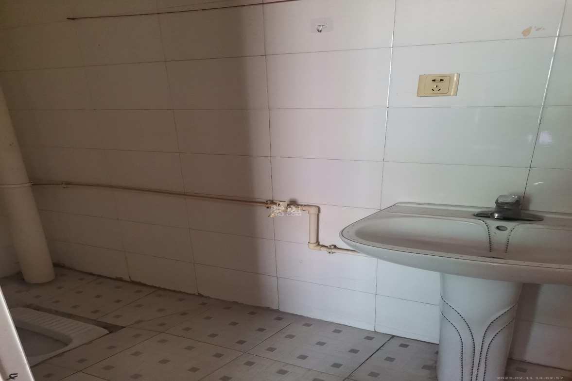 泉塘小区  3室2厅2卫   1200.00元/月室内图