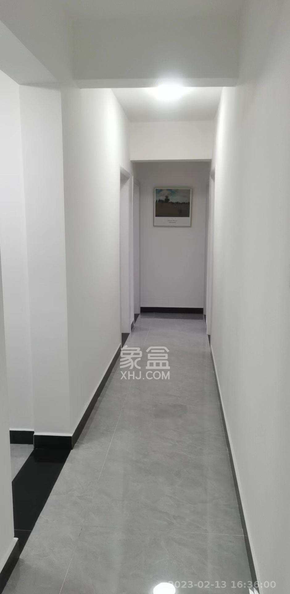 芙蓉别墅山庄(嘉湘华庭) 4室2厅2卫 5000.00元/月 芙蓉别墅山庄(嘉湘华庭) 4室2厅2卫 5000.00元/月室内图