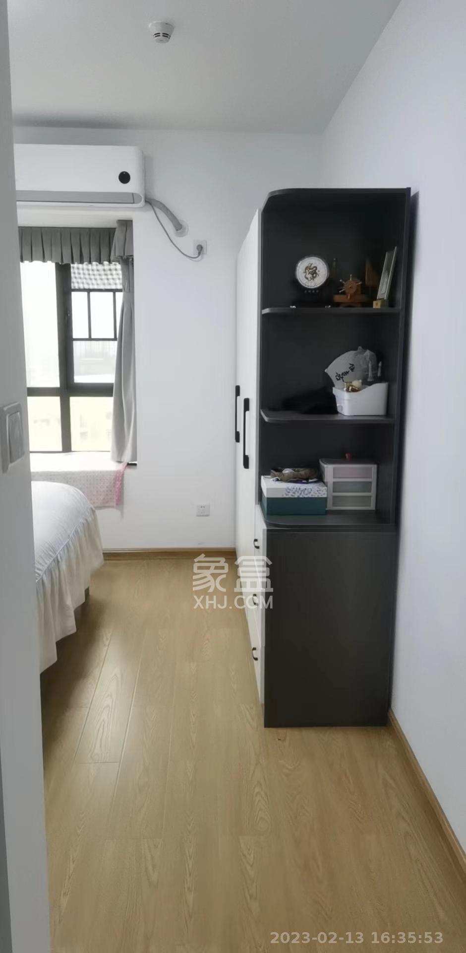 芙蓉别墅山庄(嘉湘华庭) 4室2厅2卫 5000.00元/月 芙蓉别墅山庄(嘉湘华庭) 4室2厅2卫 5000.00元/月室内图