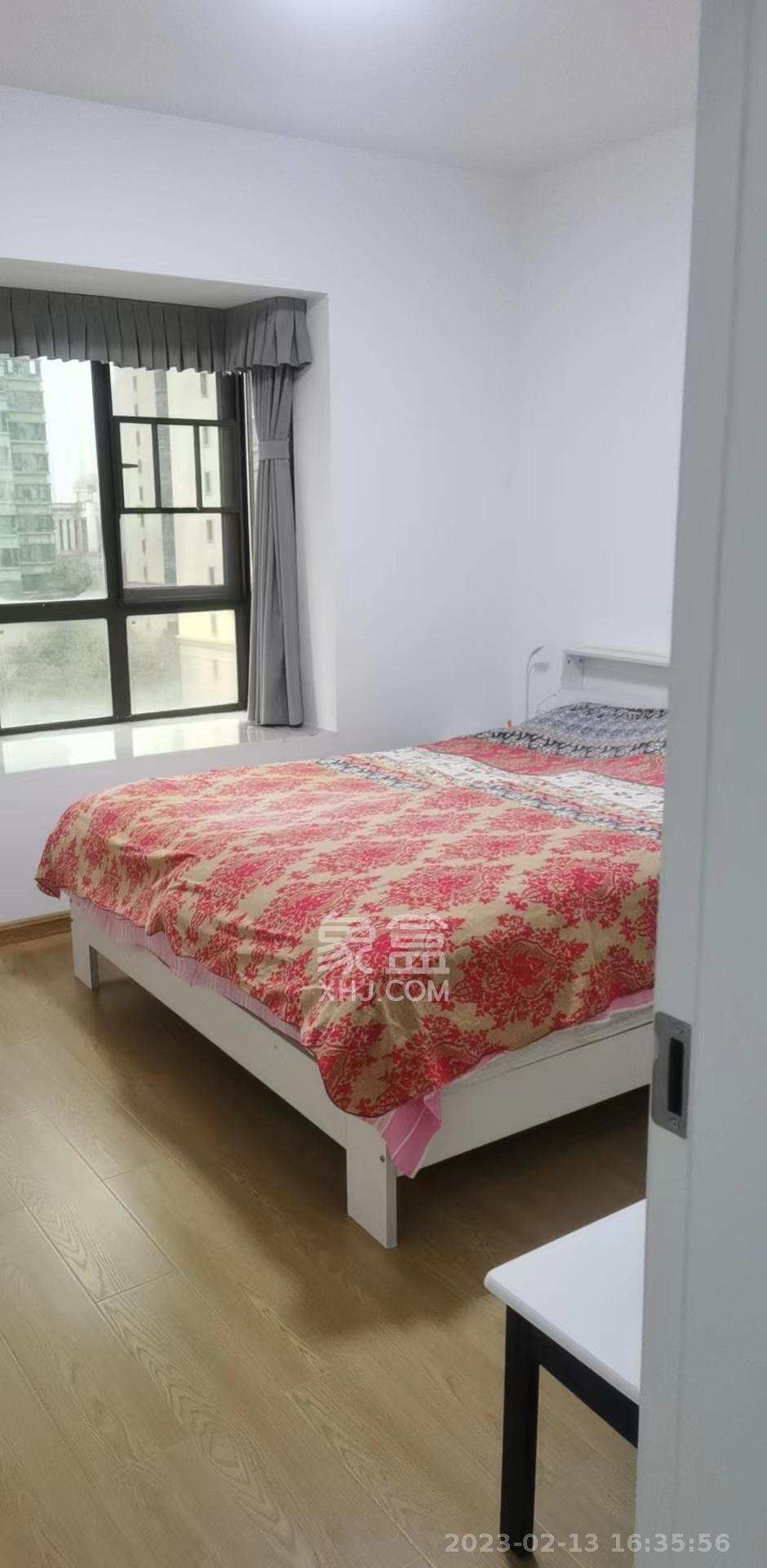 芙蓉别墅山庄(嘉湘华庭) 4室2厅2卫 5000.00元/月 芙蓉别墅山庄(嘉湘华庭) 4室2厅2卫 5000.00元/月室内图