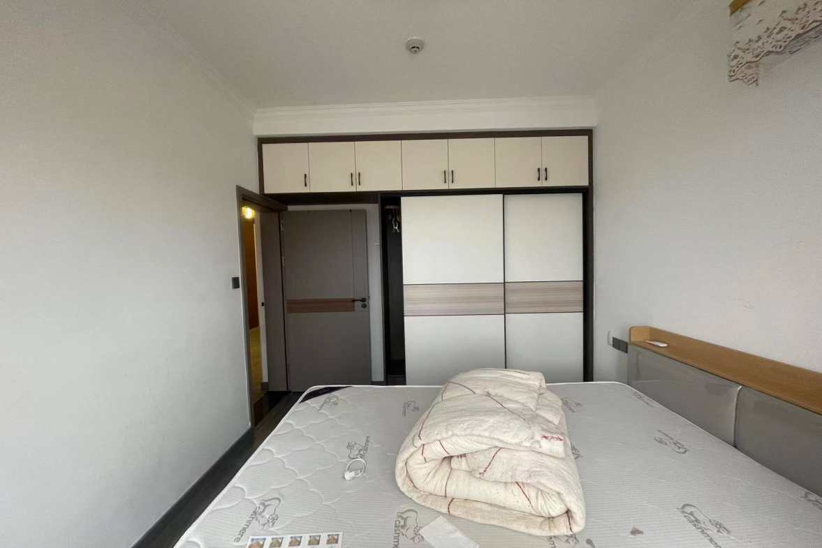 百弘学府城  2室1厅1卫   1300.00元/月室内图