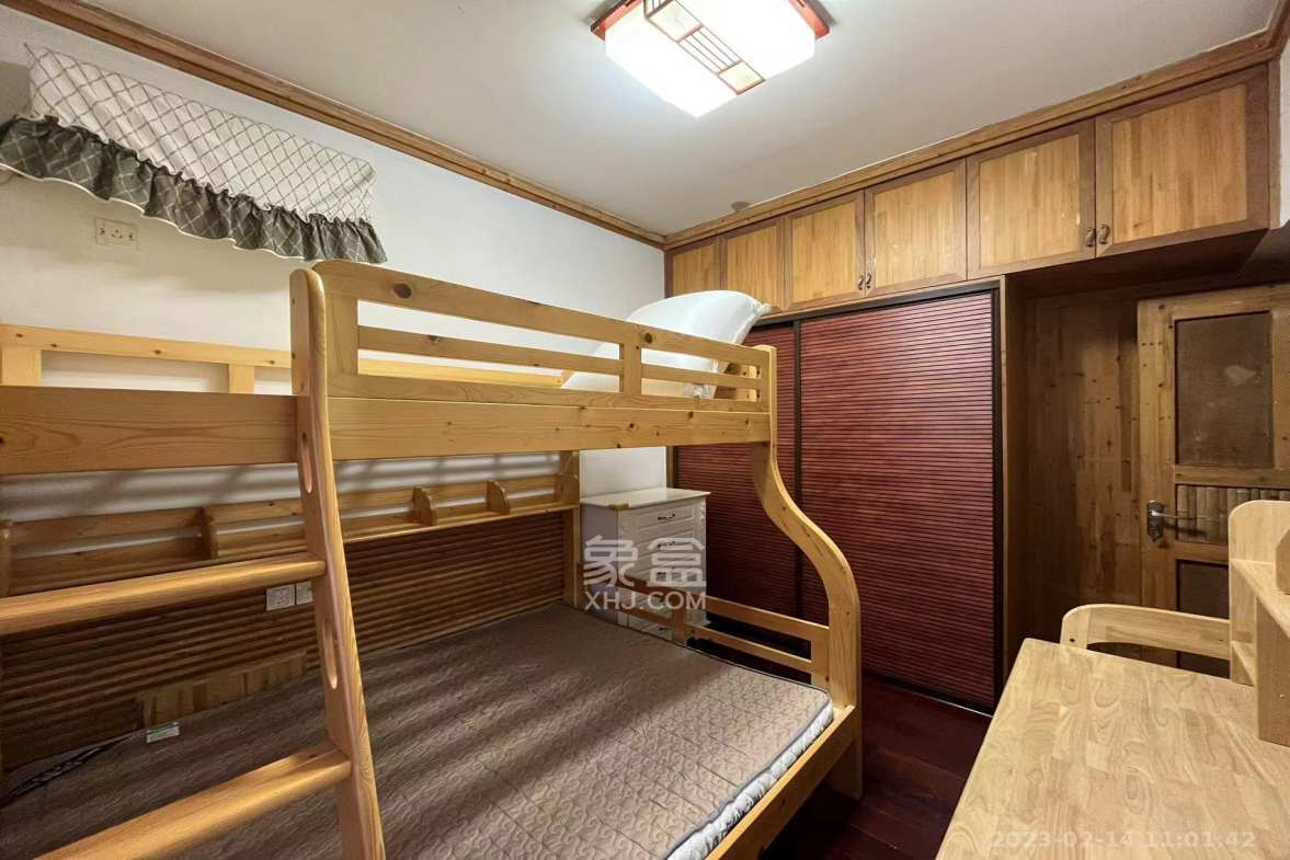圣爵菲斯  2室2厅1卫    2300.0元/月室内图