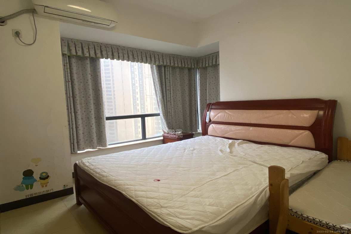 恒基凯旋门一二期 2室2厅1卫 2200.0元/月 恒基凯旋门一二期 2室2厅1卫 2200.0元/月室内图