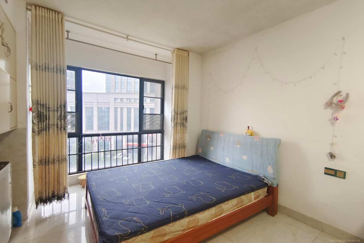 新桂公馆  1室0厅1卫   1100.00元/月室内图1