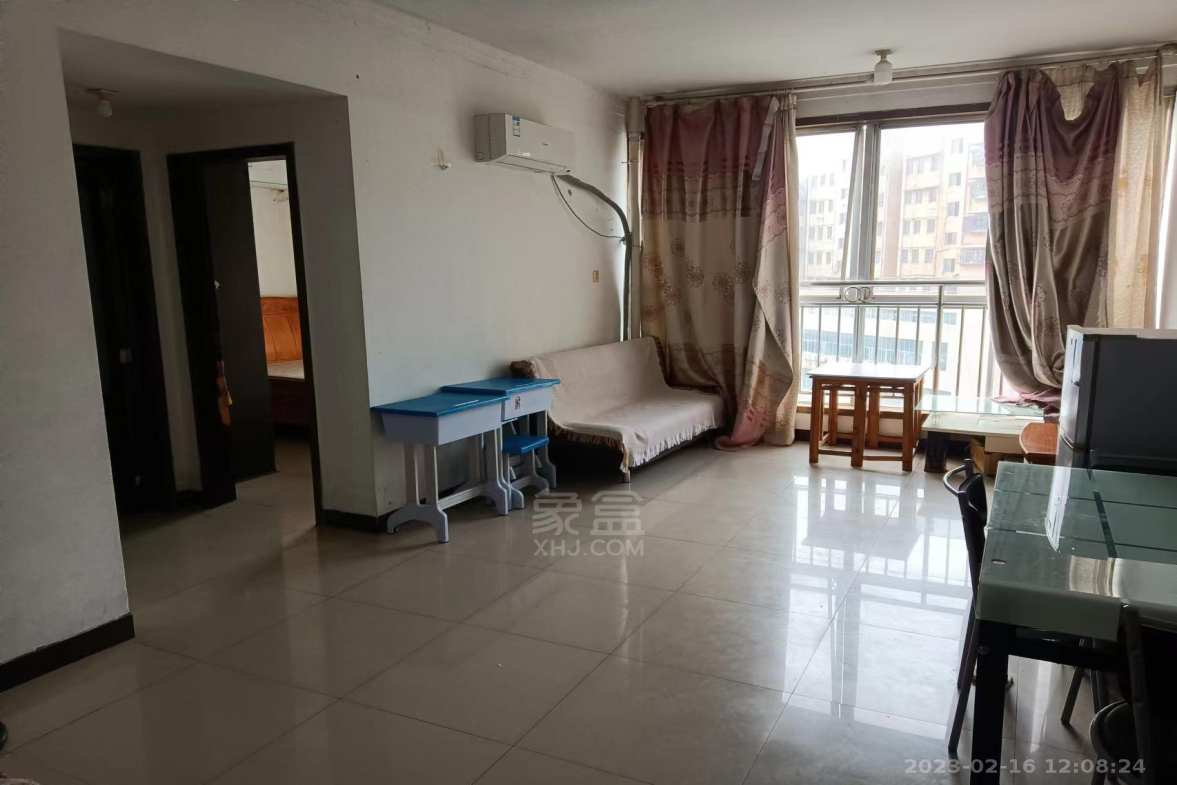 城南春天(金城大厦) 1室2厅1卫 900.00元/月 城南春天(金城大厦) 1室2厅1卫 900.00元/月室内图