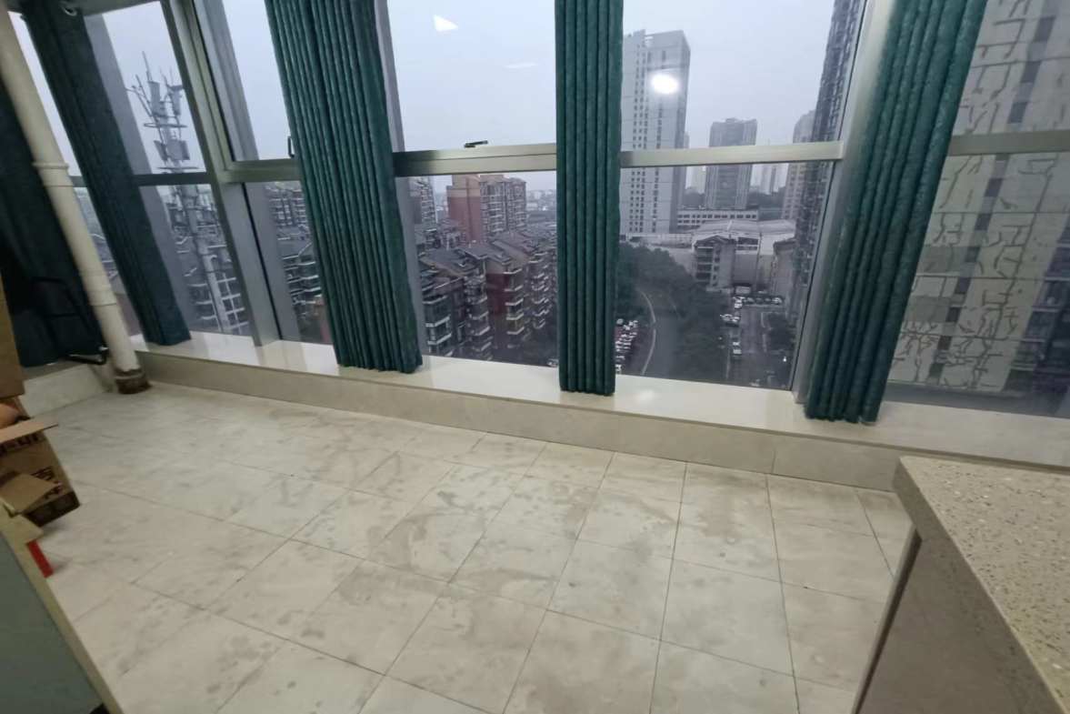 雄森国际  1室1厅1卫   2800.00元/月室内图