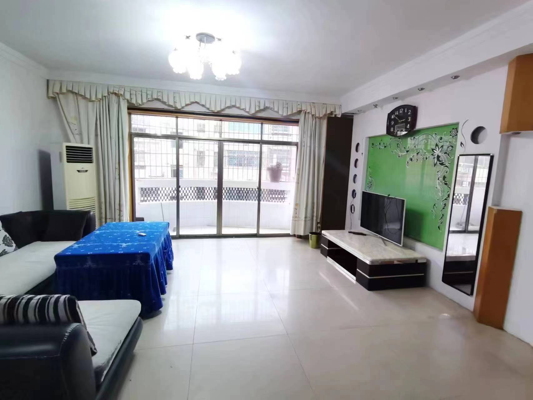 明珠商业广场  3室2厅2卫   45.80万