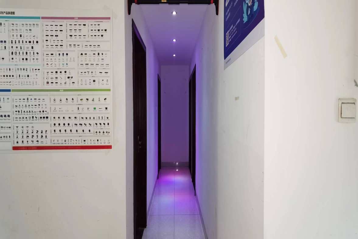 鹏利广场  3室2厅2卫   2500.00元/月室内图