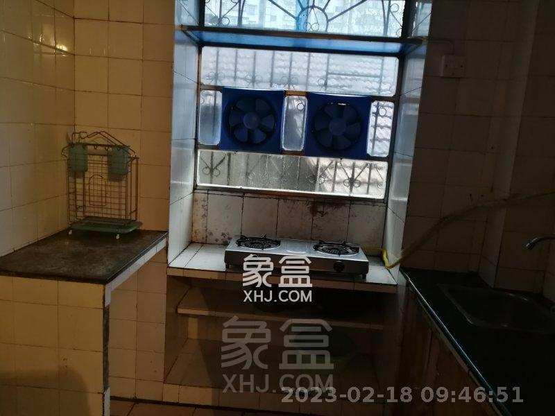学堂冲二村体育路48号  3室2厅1卫   1300.00元/月室内图