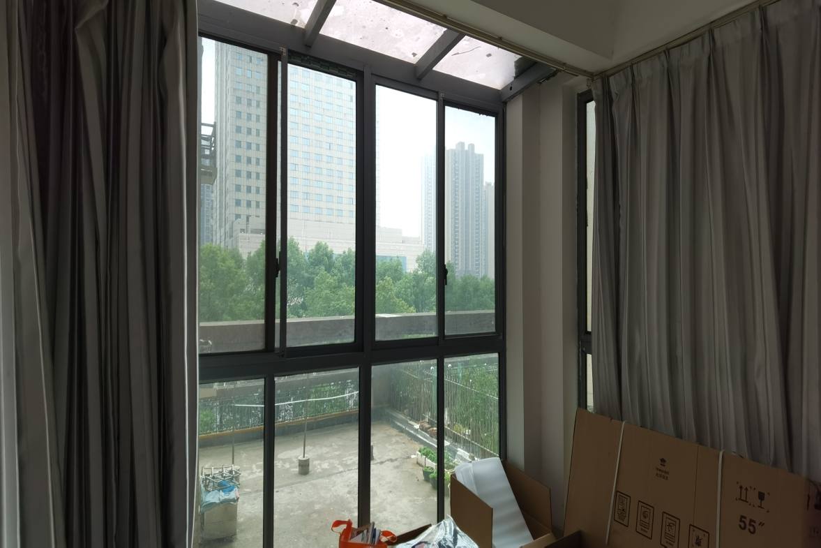 鹏利广场  3室2厅2卫   2500.00元/月室内图