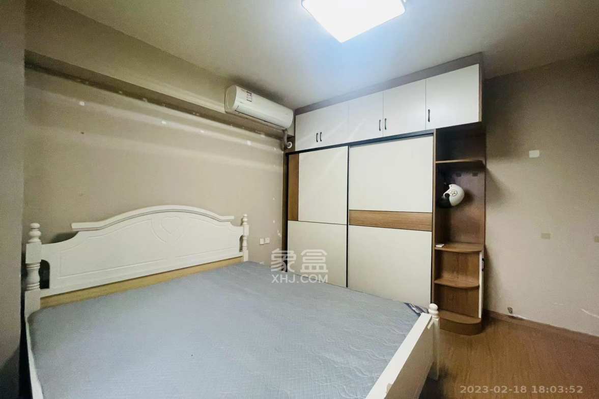 麓谷小镇  3室2厅1卫    2600.0元/月室内图