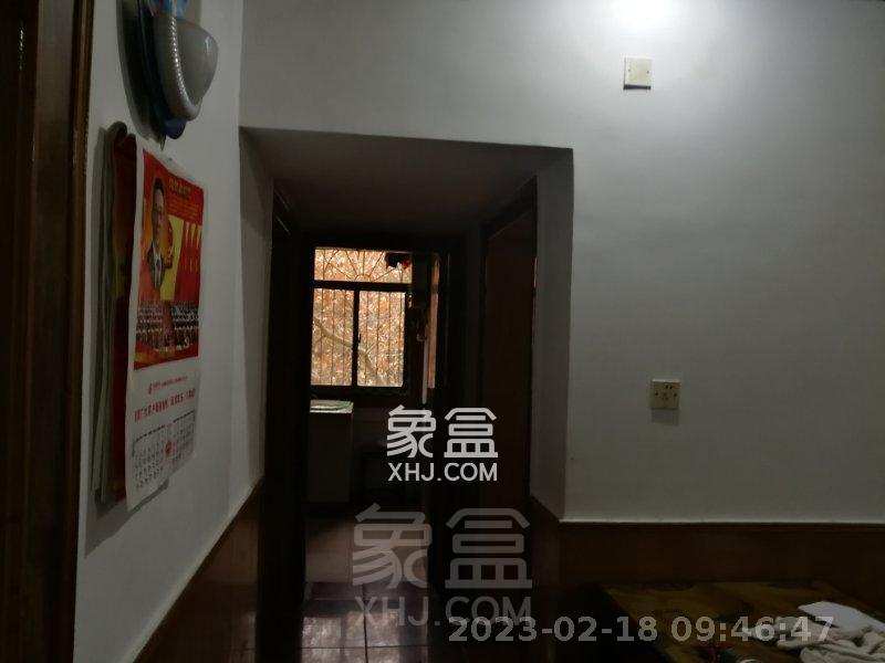 学堂冲二村体育路48号  3室2厅1卫   1300.00元/月室内图1